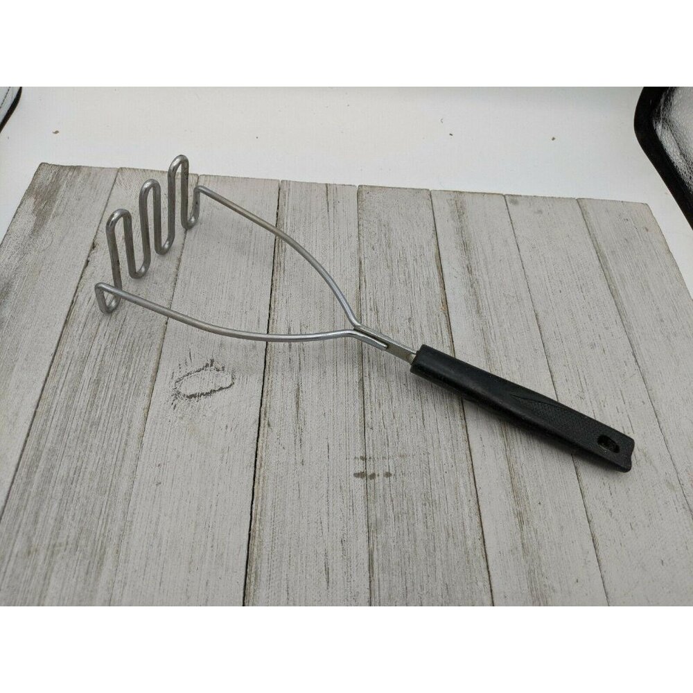 Vintage EKCO #6 Potato Vegetable Masher Black Handle Utensil 10 1/2"